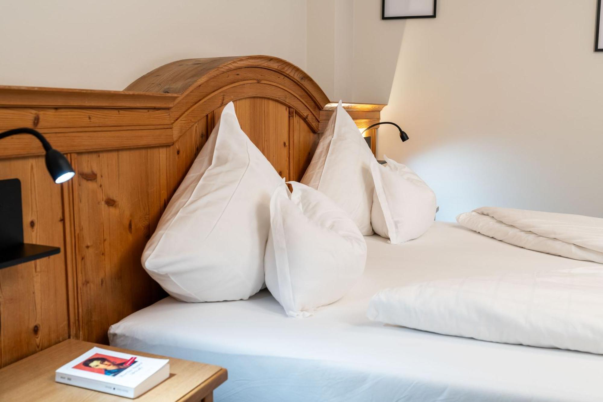 Superior Double Room,1742649828:JPEG